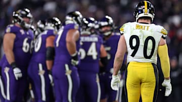 Pittsburgh Steelers v Baltimore Ravens