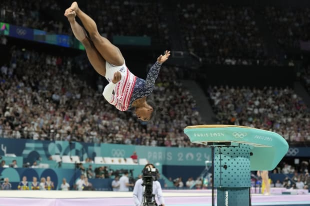 Simone Biles vault, USA gymnastics, Paris Olympics