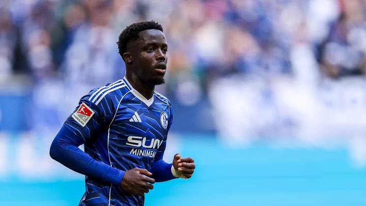 Christian Gomis wird S04 wohl wieder verlassen Christian Gomis wird S04 wohl wieder verlassen