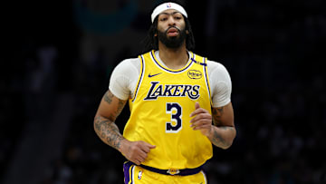 Los Angeles Lakers v Charlotte Hornets