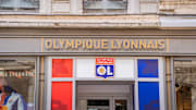 Olympique Lyon bleibt erstklassig