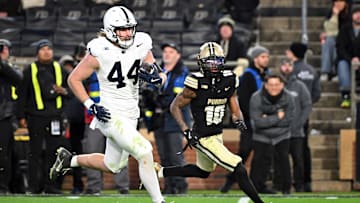 Penn State Nittany Lions tight end Tyler Warren (44)