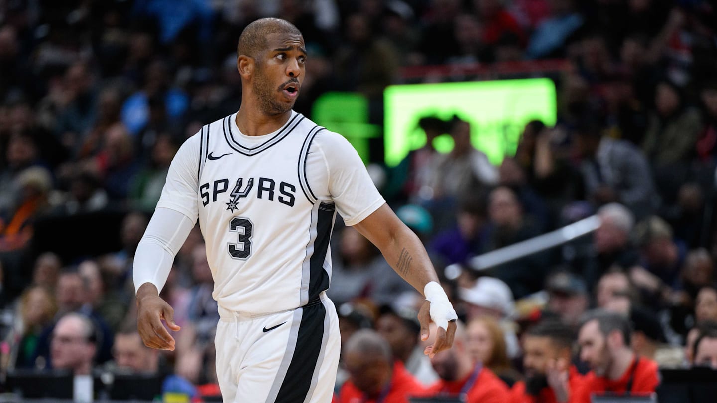 Chris Paul Makes NBA History in Spurs vs Suns