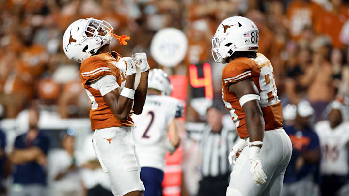 Ty'Anthony Smith, Barryn Sorrell, Texas Longhorns