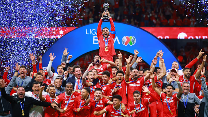 Toluca buscará hacerse con el bicampeonato de la mano de Antonio Mohamed, Alexis Vega y Paulinho Dias Toluca buscará hacerse con el bicampeonato de la mano de Antonio Mohamed, Alexis Vega y Paulinho Dias