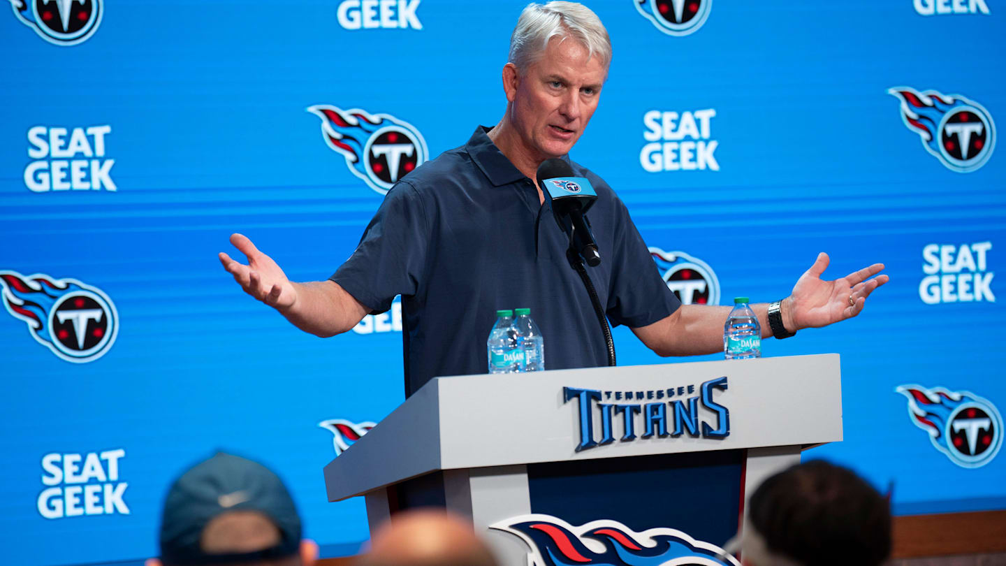 Insider Names Candidates for Titans HC Vacancy