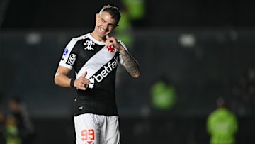 Vegetti deve seguir no Vasco da Gama para a temporada 2026 Vegetti deve seguir no Vasco da Gama para a temporada 2026