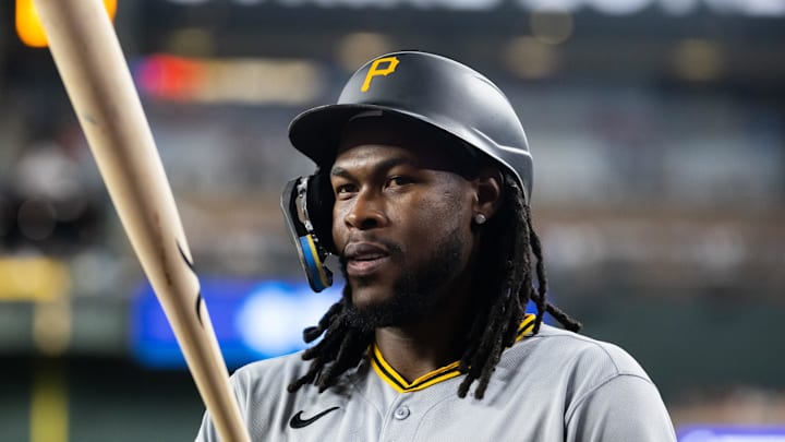 May 28, 2025; Phoenix, Arizona, USA; Pittsburgh Pirates outfielder Oneil Cruz against the Arizona Diamondbacks at Chase Field. Mandatory Credit: Mark J. Rebilas-Imagn Images