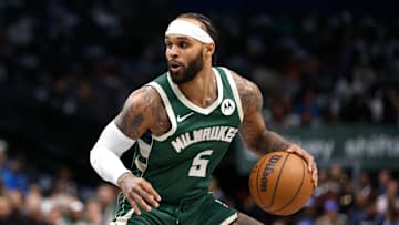 Milwaukee Bucks v Dallas Mavericks