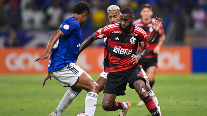 Flamengo e Cruzeiro se enfrentam pela rodada 13 do Brasileirão.