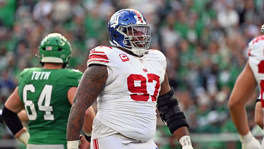 Oct 26, 2025; Philadelphia, Pennsylvania, USA; New York Giants defensive tackle Dexter Lawrence (97) against the Philadelphia Eagles at Lincoln Financial Field. Mandatory Credit: Eric Hartline-Imagn Images