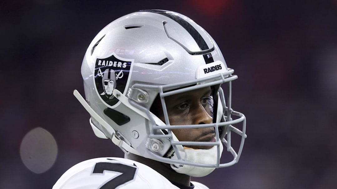  Las Vegas Raiders quarterback Geno Smith