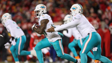 AFC Wild Card Playoffs - Miami Dolphins v Kansas City Chiefs