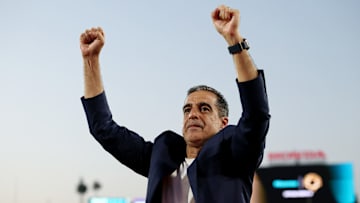 Renato Paiva a eu un bel échange avec des joueurs parisiens après avoir battu le PSG. 