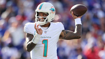 Miami Dolphins v Buffalo Bills