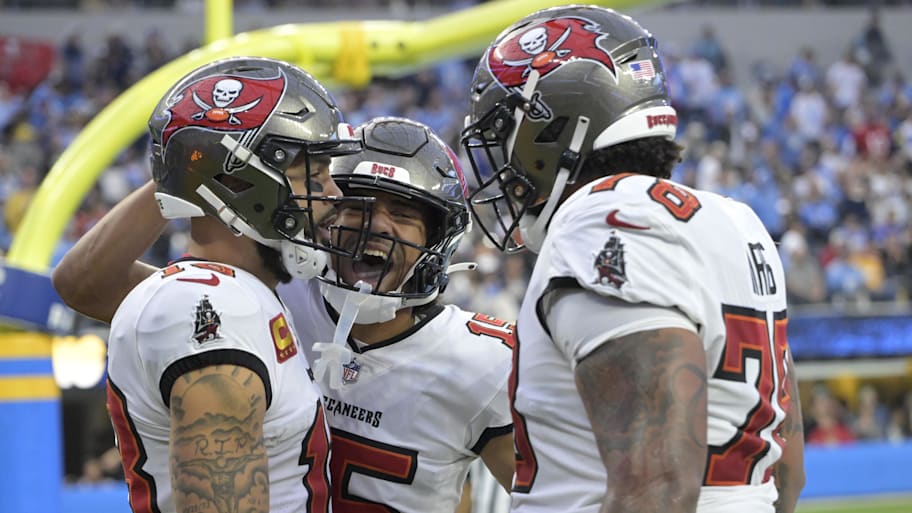 Buccaneers Best Bets vs. Carolina Panthers in Week 17