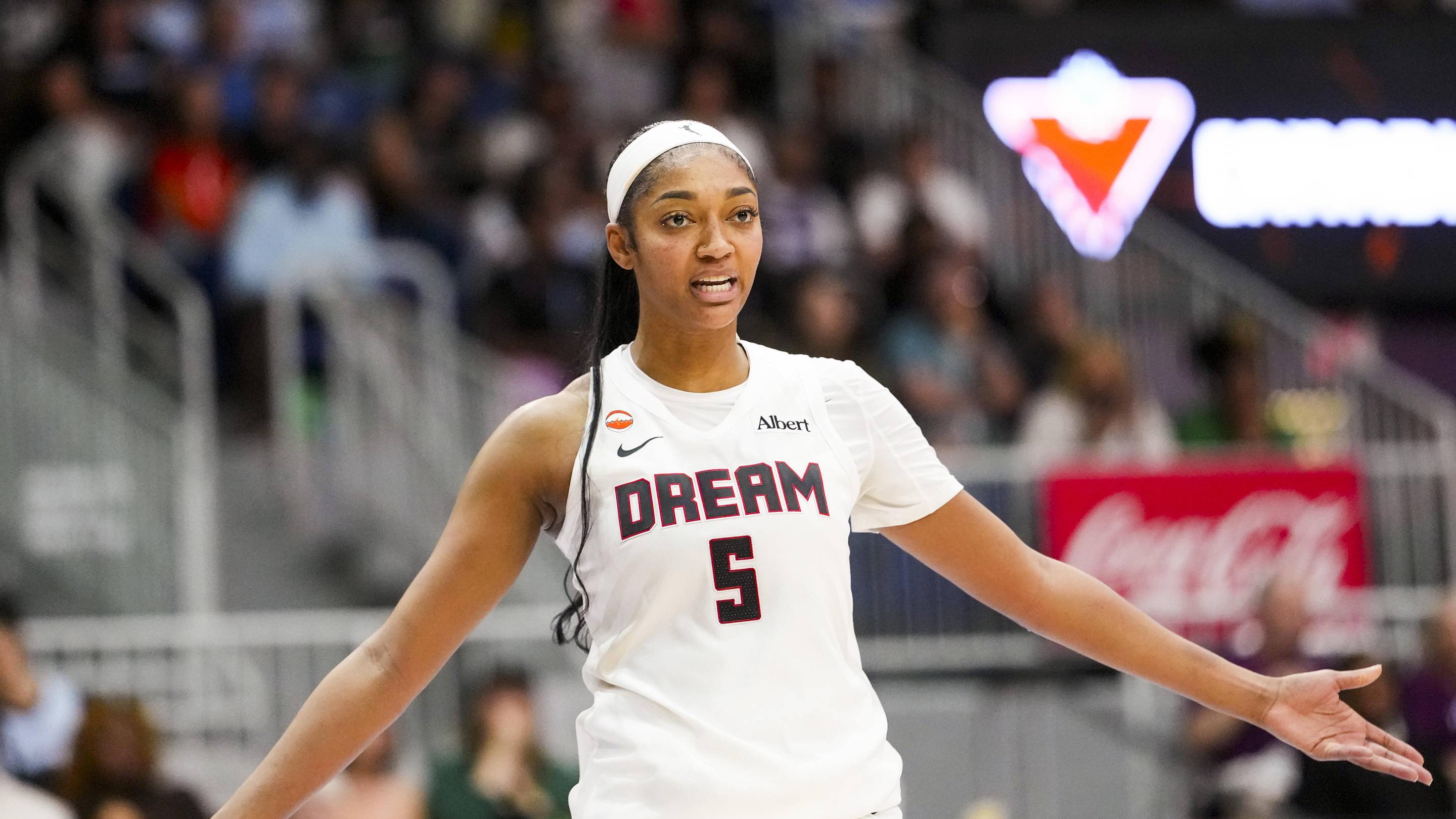 Chicago Sky are missing Angel Reese in the worst way