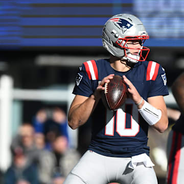 Drake Maye and the Patriots take their winning streak into Tampa Bay.