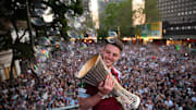 FBL-EUR-C4-WEST HAM-PARADE