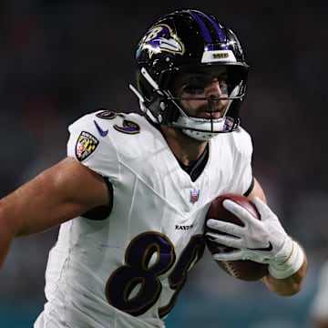 Oct 30, 2025; Miami Gardens, Florida, USA;Baltimore Ravens tight end Mark Andrews (89) runs into the end zone for a touchdown during the second quarter against the Miami Dolphins at Hard Rock Stadium. Mandatory Credit: Nathan Ray Seebeck-Imagn Images
