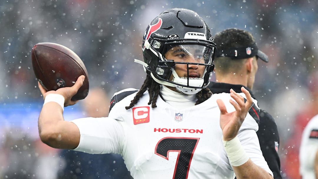 Houston Texans quarterback C.J. Stroud (7)