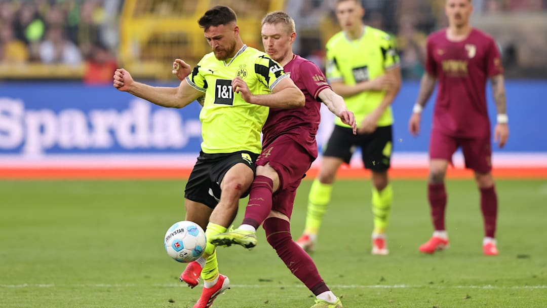 Borussia Dortmund v FC Augsburg - Bundesliga