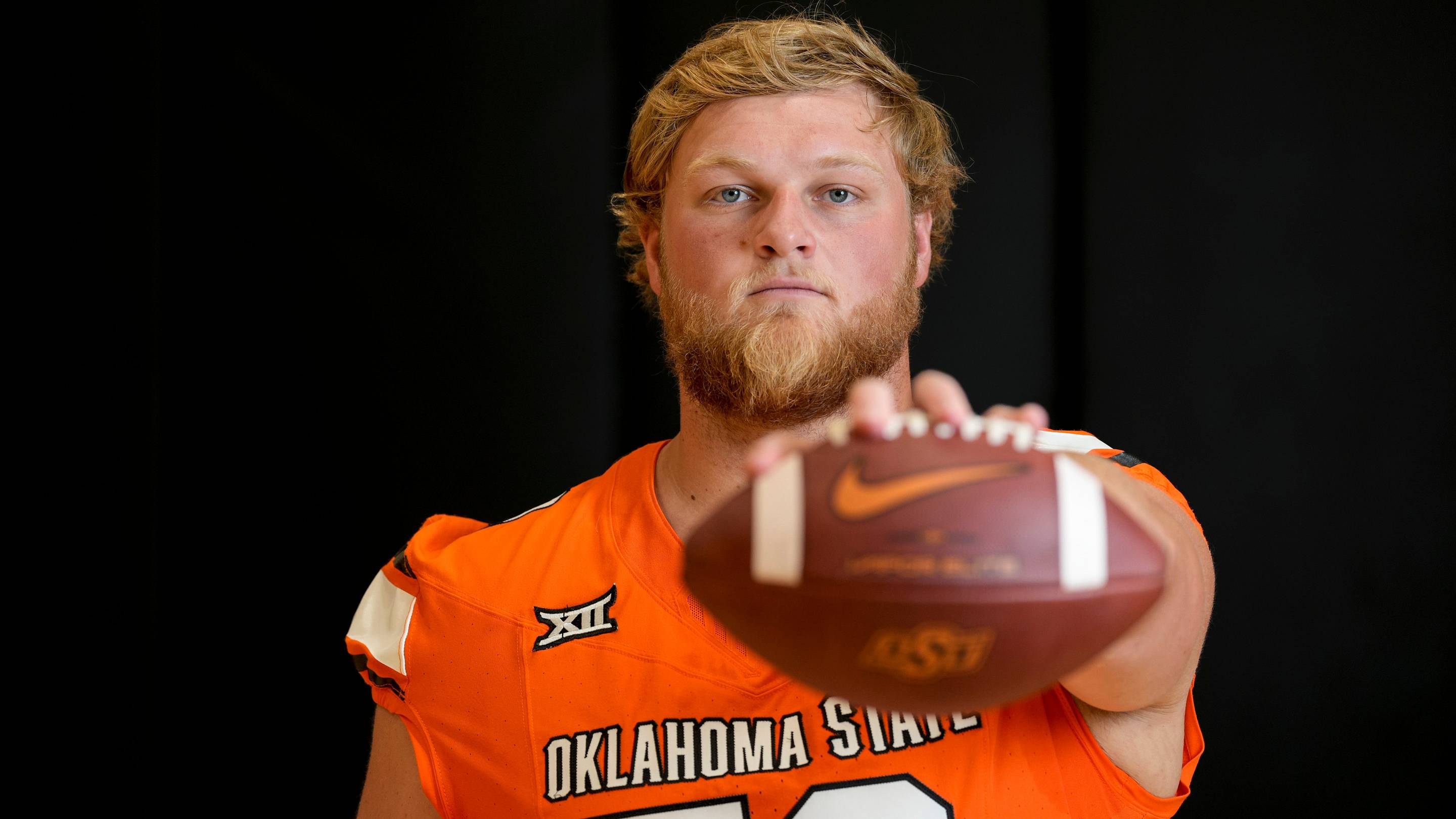 Oklahoma State Offensive Lineman Jacob Sexton Leaves Tulsa Game with Injury