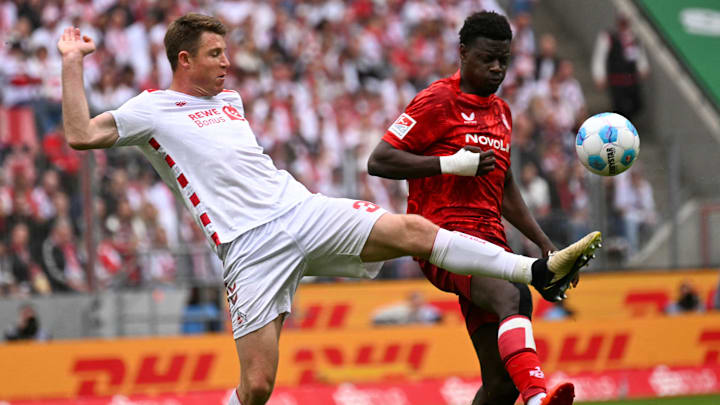 Ab sofort Teamkollegen: Dominique Heintz und Köln-Neuzugang Ragnar Ache Ab sofort Teamkollegen: Dominique Heintz und Köln-Neuzugang Ragnar Ache
