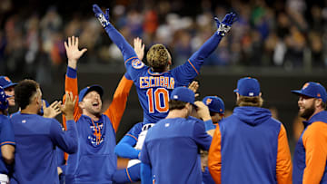 Sep 28, 2022; New York City, New York, USA; New York Mets third baseman Eduardo Escobar (10)