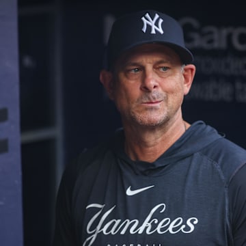 New York Yankees manager Aaron Boone has faced harsh criticism from franchise legends.