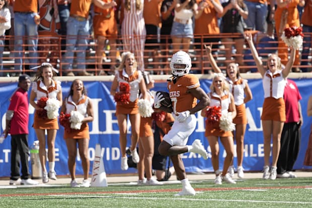 Texas Longhorns wide receiver Isaiah Bond runs into the end zone for a touchdown against the Florida Gators.