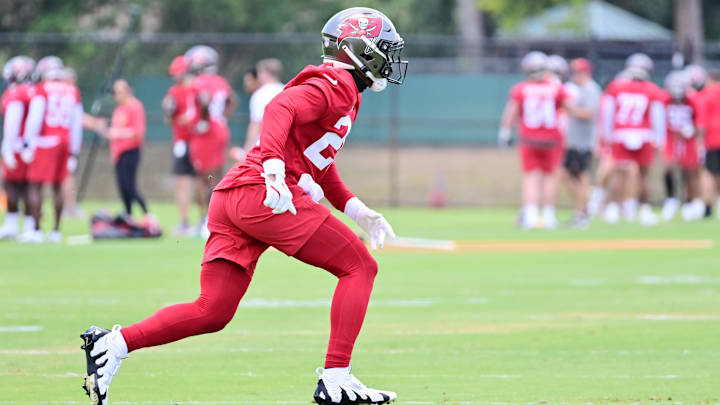 Tampa Bay Buccaneers rookie Shilo Sanders got a special message from his father, Deion, after rookie minicamp wrapped. 