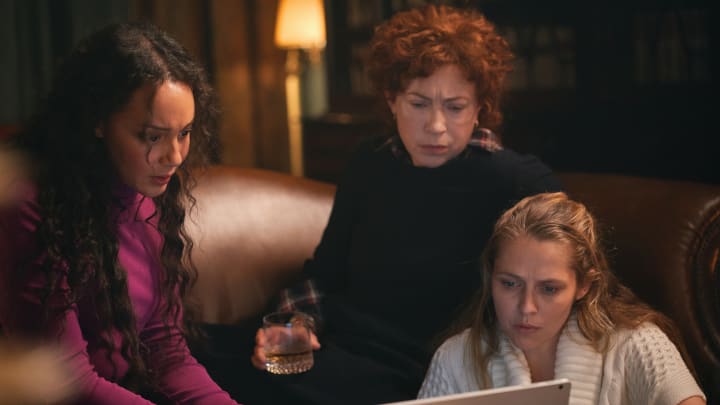 Adelle Leonce as Phoebe, Alex Kingston as Sarah Bishop, Teresa Palmer as Diana Bishop - A Discovery of Witches _ Season 3, Episode 3 - Photo Credit: Simon Ridgway/AMCN/SkyUK