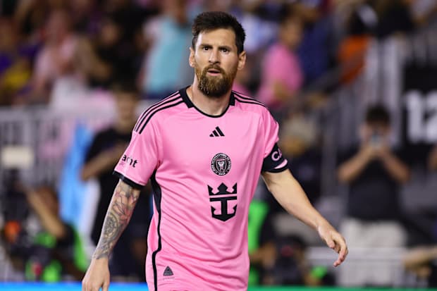 Inter Miami FC forward Lionel Messi (10) reacts in the second half against the Atlanta United FC in a 2024 MLS Cup Playoffs.