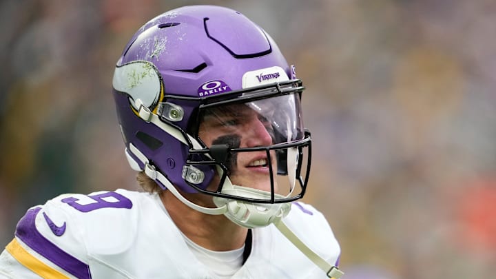 Minnesota Vikings v Green Bay Packers