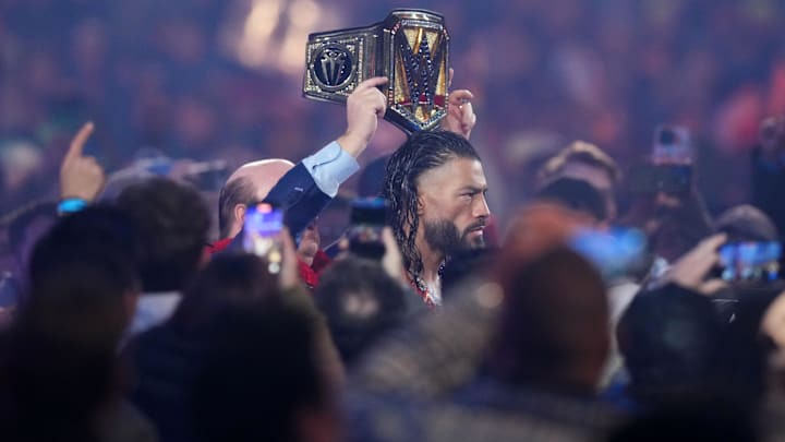 Episode 524 of "SI Media With Jimmy Traina" features an interview with WWE Superstar, Roman Reigns.