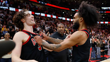 Los Angeles Lakers v Chicago Bulls