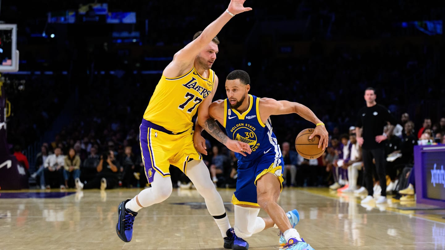 Luka Doncic, Stephen Curry's Pregame Trick Shots Prophesied Warriors-Lakers Result