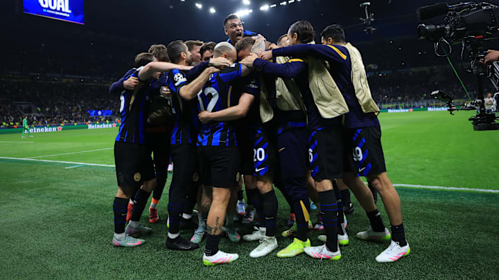 A Inter de Milão eliminou o Barcelona na semifinal da Champions League 2024/25 A Inter de Milão eliminou o Barcelona na semifinal da Champions League 2024/25