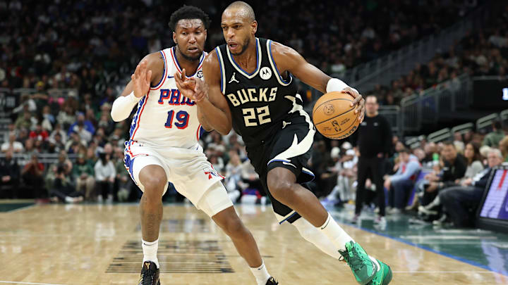 Philadelphia 76ers v Milwaukee Bucks