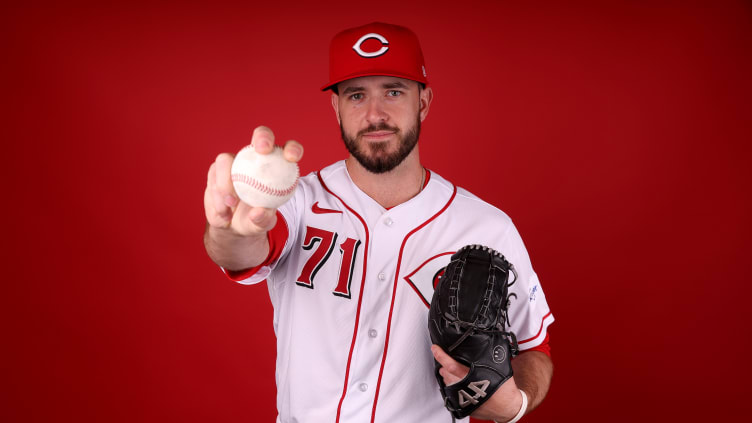 Cincinnati Reds pitcher Connor Overton