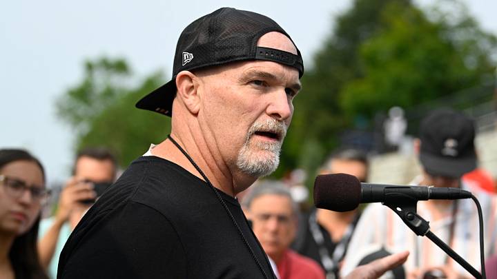 Washington Commanders head coach Dan Quinn