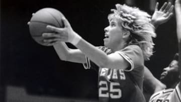 The 1985–86 Texas Longhorns, led by guard Andrea Lloyd, became the first women’s basketball team to finish the season as undefeated national champions. 