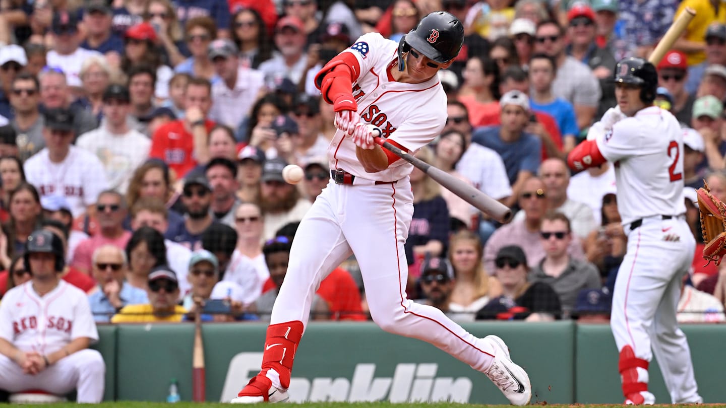 Red Sox Star Rookie Roman Anthony Leaves Game vs. Guardians With Injury
