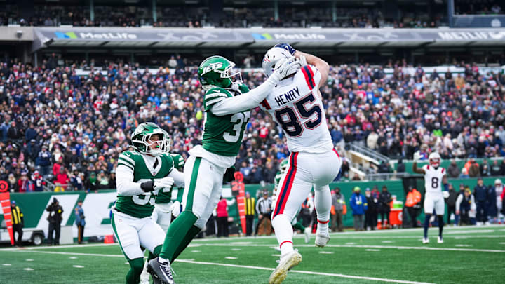 The Jets have not been able to intercept a pass all season. The Jets have not been able to intercept a pass all season.