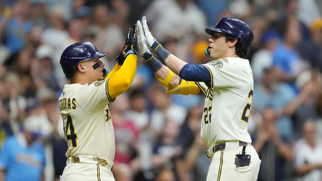 Pittsburgh Pirates v Milwaukee Brewers
