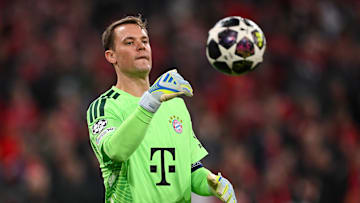 Manuel Neuer steht auch in der kommenden Saison zwischen den Münchner Pfosten