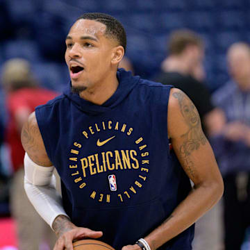 Jan 29, 2025; New Orleans, Louisiana, USA; New Orleans Pelicans guard Dejounte Murray warms up before a game against the Dallas Mavericks at Smoothie King Center. Mandatory Credit: Matthew Hinton-Imagn Images