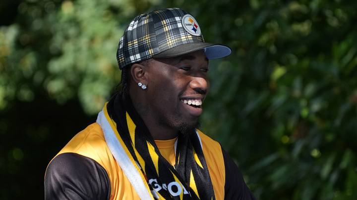 Pittsburgh Steelers cornerback Joey Porter Jr. (24)