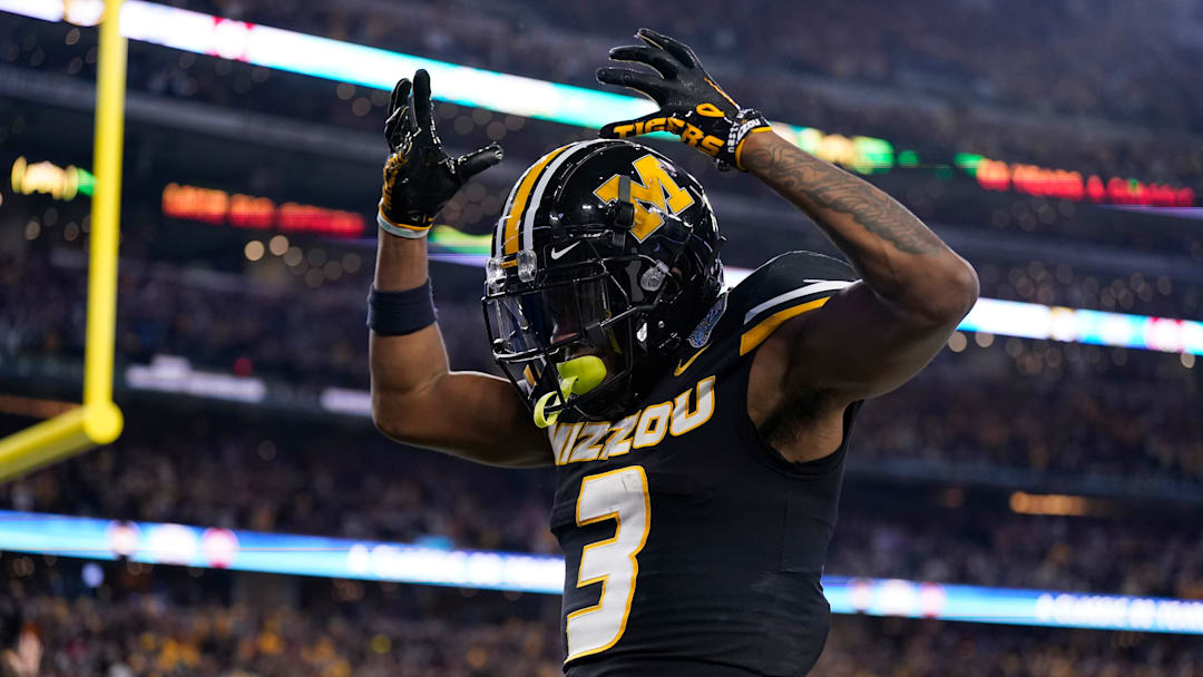 Missouri Tigers wide receiver Luther Burden